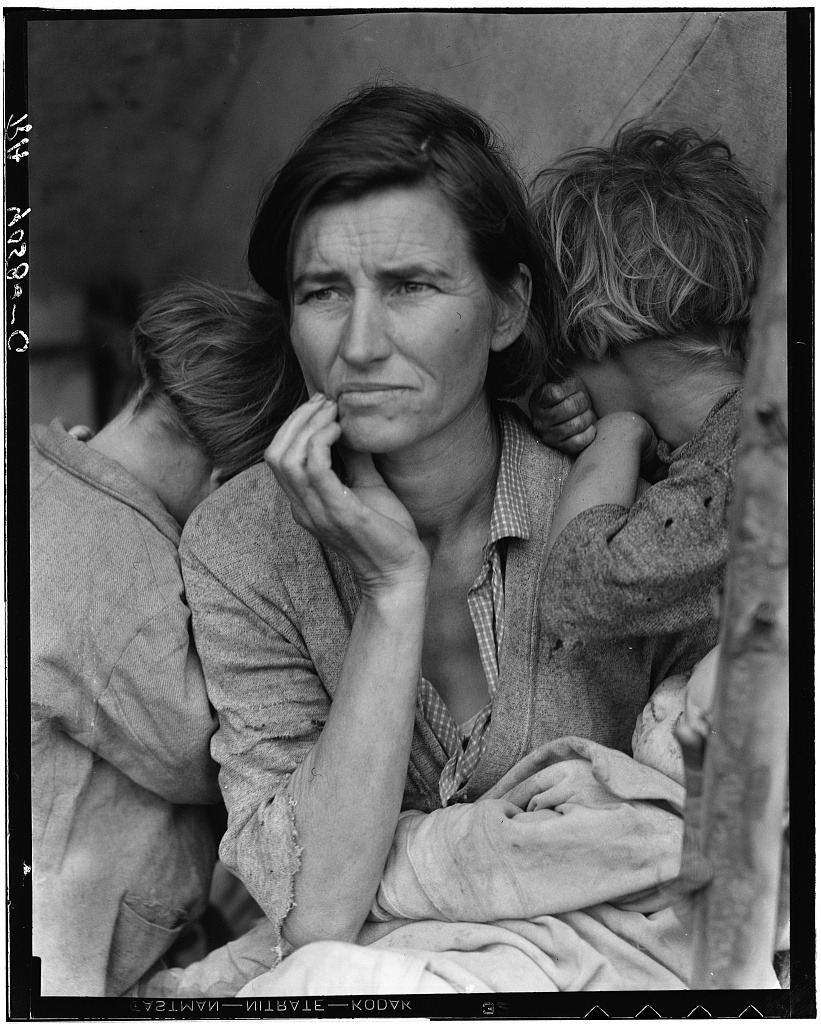 Photo by Dorothea Lange of homeless mother & children during Great Depression / Dust Bowl years. Climate crisis. Economic crash.